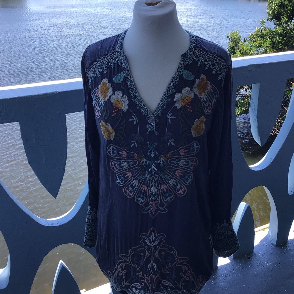 Johnny Was Long Sleeved Tunic Blouse Top - Picture 2 of 14